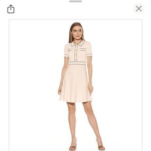 Alexia Admor Cream Fit & Flare Dress